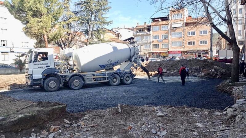 Bursa’ya bir meydan daha! Olay Gazetesi Yazarı İhsan Aydın, Bursa'da yapımı başlanın yeni meydanla