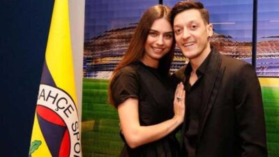 Maçta sakatlanan Mesut Özil’e en büyük destek eşi Amine Gülşe’den geldi