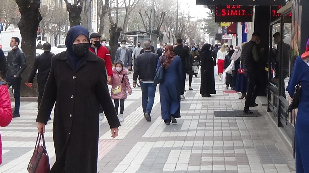 Bursa’da korkutan manzara! Ufukta ‘kırmızı’ var… Bursa’da korkutan manzara! Ufukta ‘kırmızı’ var…