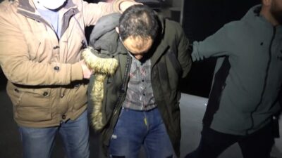 ‘Kertenkele’ kısıtlamada polisten kaçamadı