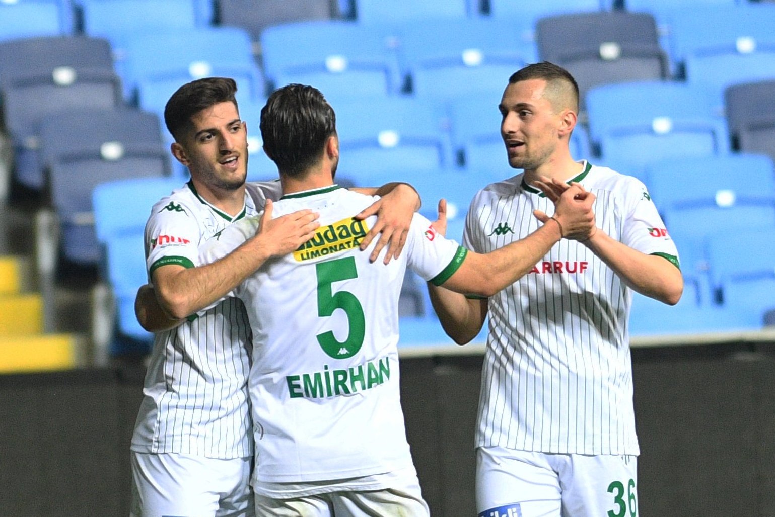 Bursaspor durduralamıyor! Adana’da resmen coştu…