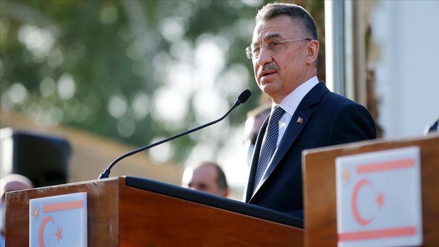 Oktay: Bu hafta 20 bin Kovid-19 aşısını daha KKTC’ye gönderiyoruz