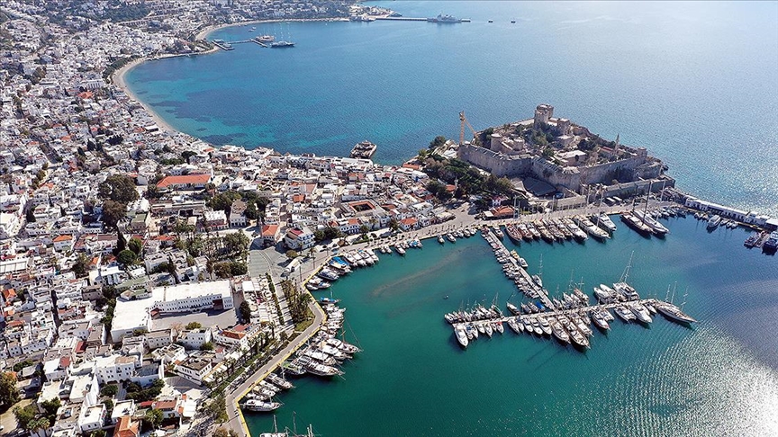 Turizm personelinin aşılanması rekabette Türkiye’yi öne çıkaracak