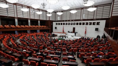 AK Parti yeni kanun teklifini Meclis’e sundu