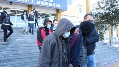 3 ilde uyuşturucu operasyonu: 12 gözaltı