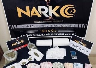 Bursa’da uyuşturucuları sobaya atarak yakmaya çalıştı