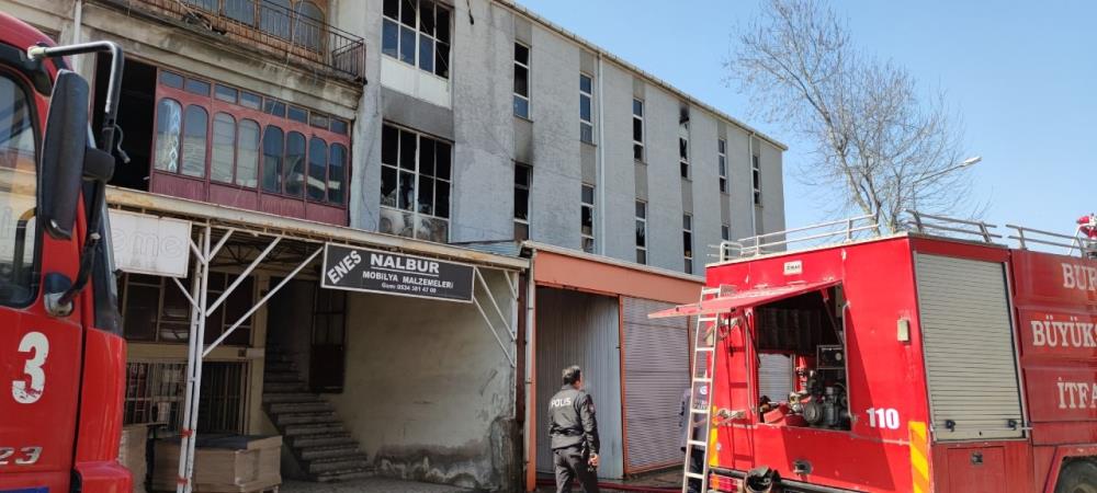 Bursa’da yangın! Hemen yardıma koştular… Bursa’da yangın! Hemen yardıma koştular…