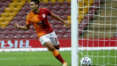 Galatasaray'da Kerem Aktürkoğlu ile kafa kafaya çarpışan ve yüz kemiklerinde