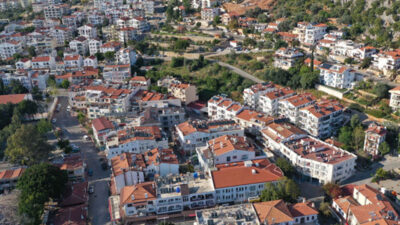 Lüks villalarıyla ünlü ilçe pandemi sınavını geçemedi