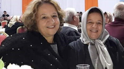 İkiz kız kardeşler aynı gün koronavirüsten öldü