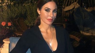 49’luk Defne, pozlarıyla ortalığı kasıp kavurdu