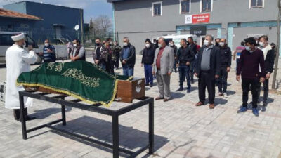 Yanan evde elleri ve ayakları zincirli ölü bulundu, amcası ‘Psikolojik sorunları vardı’ dedi