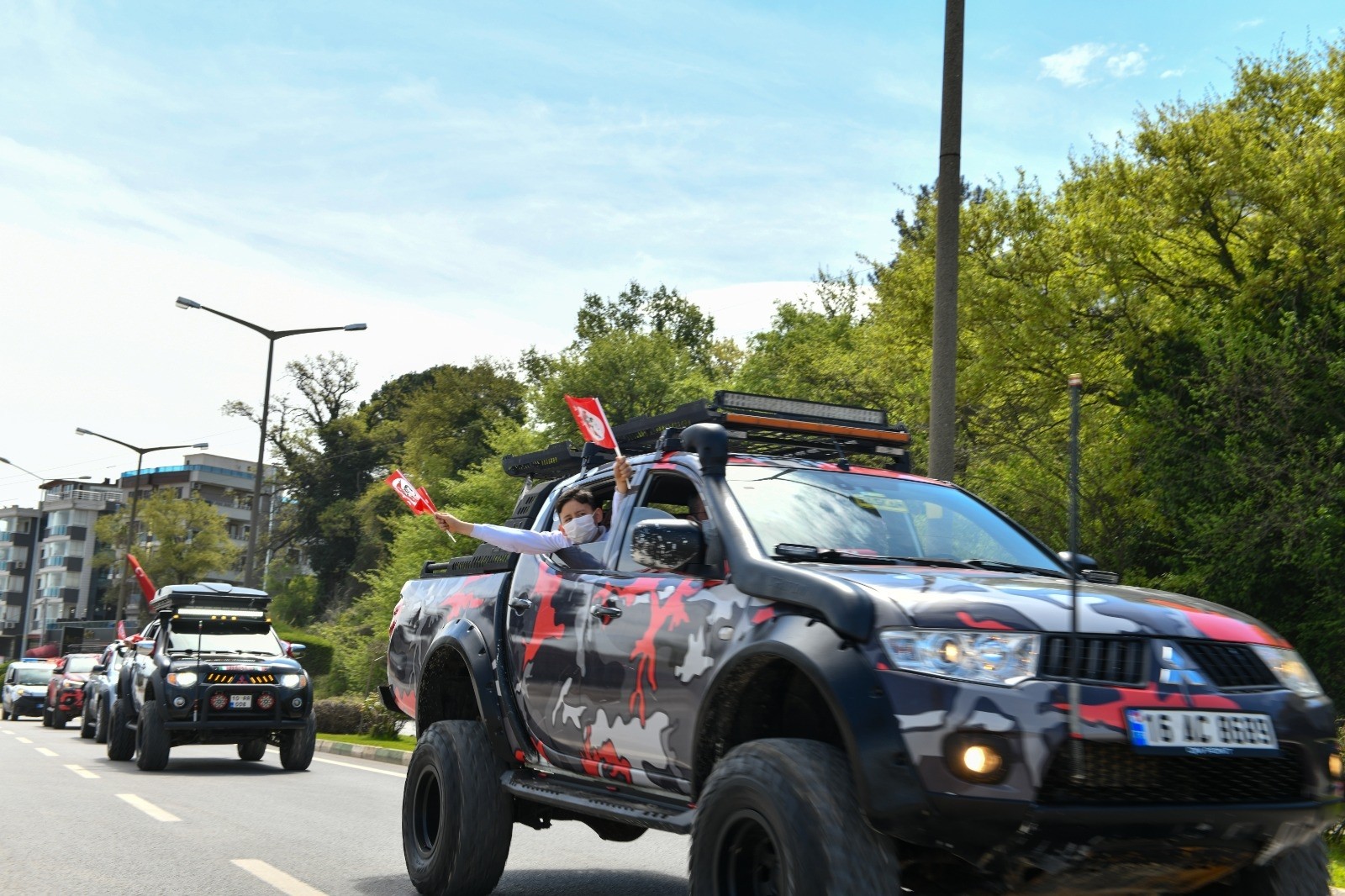 23 Nisan’a özel 4×4’lük kutlama 23 Nisan’a özel 4×4’lük kutlama