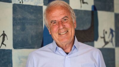 Tecrübeli teknik direktör Mustafa Denizli, TFF 1. Lig ekiplerinden Altay'dan