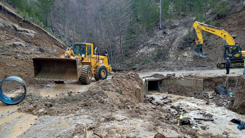 Bursa’da iki gündür etkili olan aşırı yağışlar ve Uludağ’daki karların