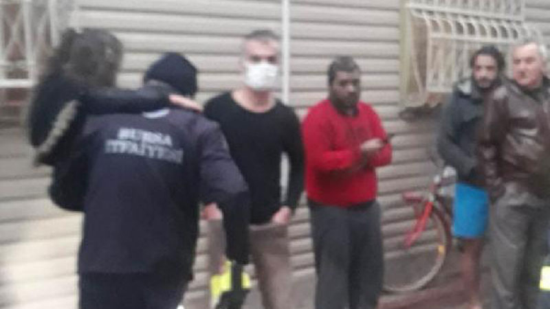 Bursa’da can pazarı! 10 kişi hastanelik oldu Bursa’da can pazarı! 10 kişi hastanelik oldu