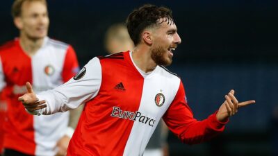 Milli takımda koronavirüs testi pozitif çıkan 14 oyuncuya ek Feyenoord
