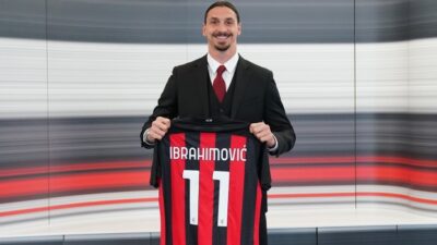 Serie A ekiplerinden Milan, 39 yaşındaki Zlatan Ibrahimovic ile 1