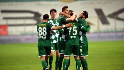 Bursaspor kadro istikrarını yakalayamadı