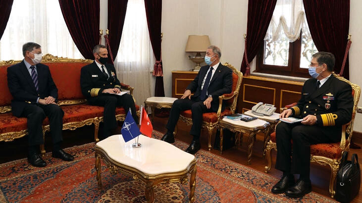 Bakan Akar Burke ve Satterfield’i kabul etti