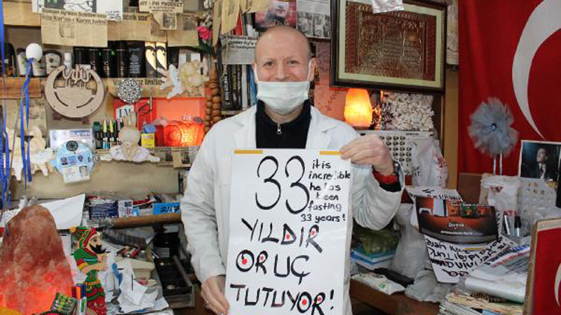 33 yıldır ara vermeden oruç tutuyor