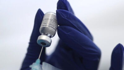 Pfizer ve BioNTech, Kovid-19 aşısının virüsü yüzde 91,3 oranında önlediğini açıkladı