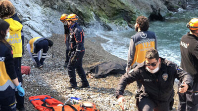 Otomobil, 200 metreden denize uçtu: 1 ölü