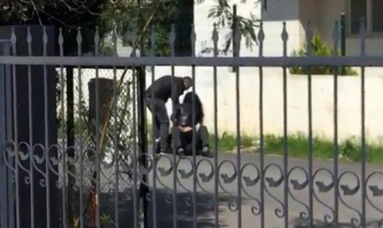 Yanındaki adamı bir anda yere yatırdı! Önce bağırdı sonra dövdü