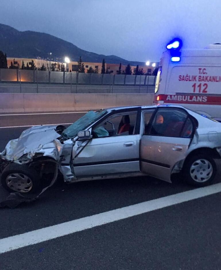 Feci kaza! Sürücü camdan fırladı