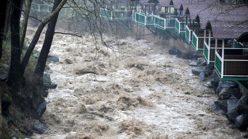 Bursa’da sel alarmı