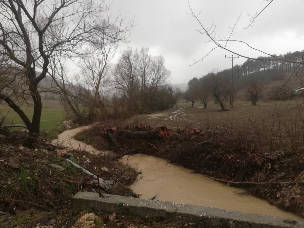 Sağanak Bursa’da o ilçeyi de vurdu