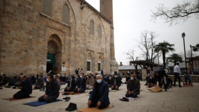 Ulucami’de ramazanın ilk cuma namazı