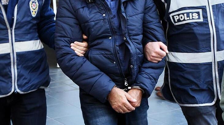 FETÖ üyelerini yurt dışına kaçırdıkları iddia edilen 5 şüpheli yakalandı