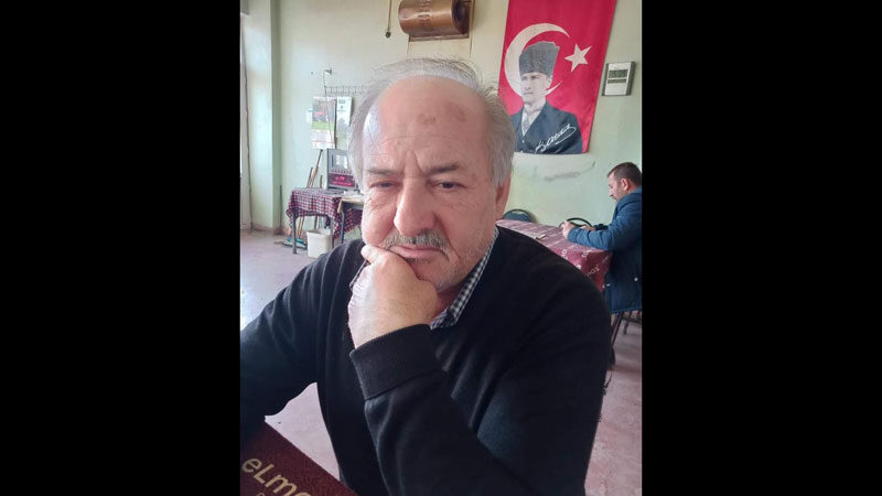 Bursa’da acı ölüm! Bardak yıkarken kalbi durdu Bursa'nın İznik ilçesinde bir kahveci, bardak yıkarken kalp krizi geçirip