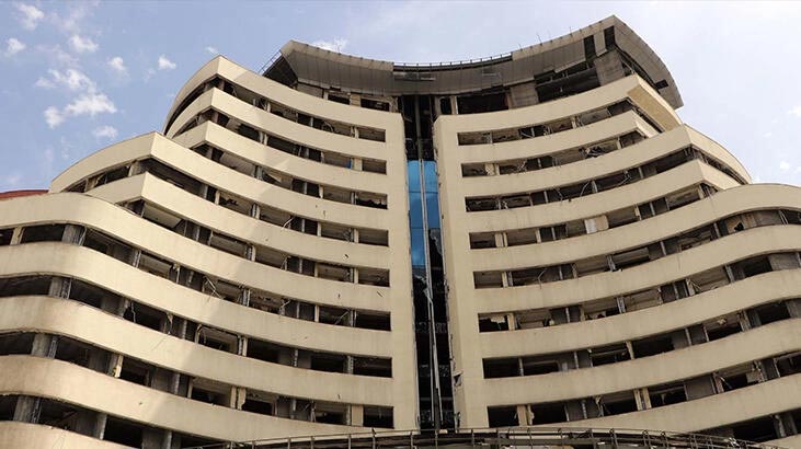 Terk edilmiş otelde bulundu! Feci ölüm