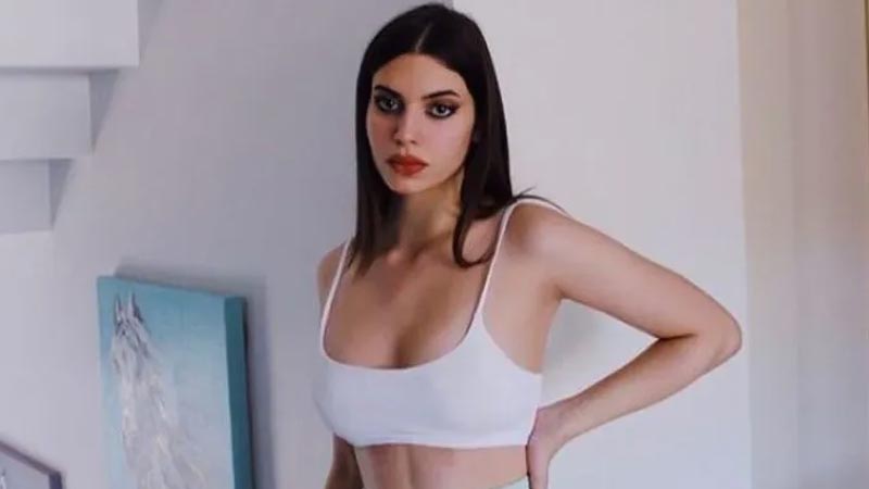 Defne Samyeli’nin küçük kızı Derin Talu pozlarıyla gündem oldu