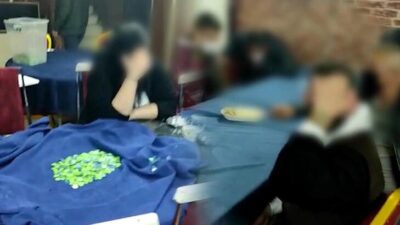 Konya’da kumar baskını! 53 kişiye 400 bin lira ceza
