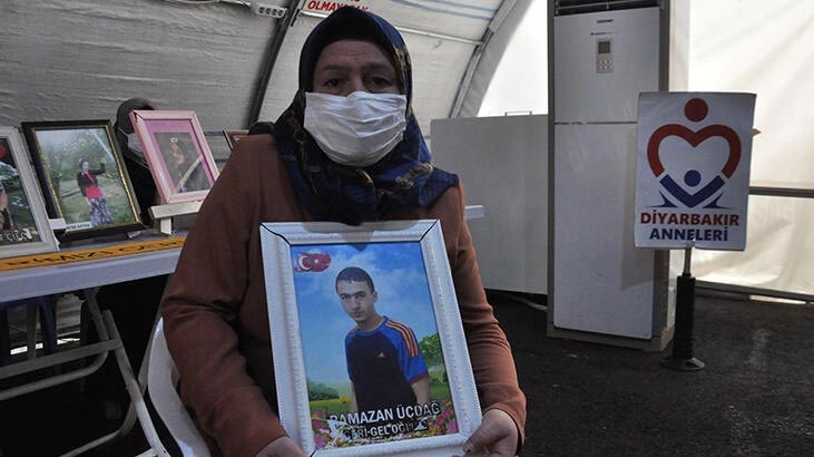 Evlat nöbetindeki anne: Çocuğumu HDP ve PKK’dan istiyorum