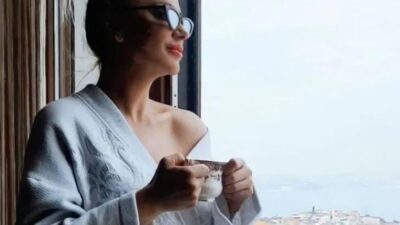 Mini elbisesiyle boy gösterdi! ‘Gözümüz yükseklerde…’