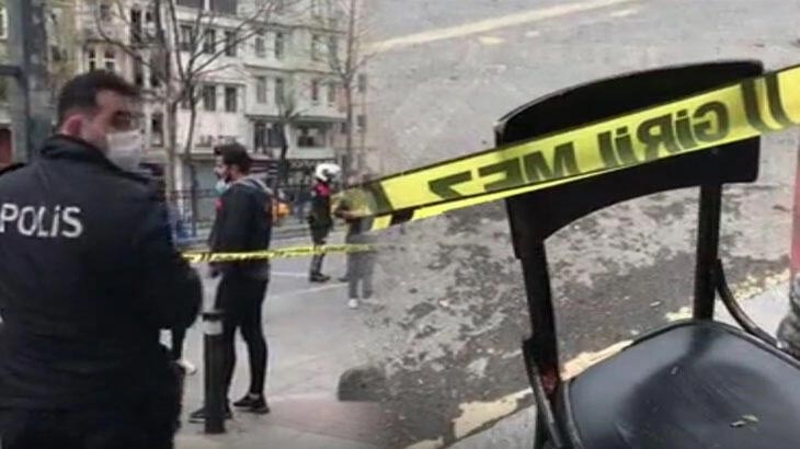 Kucağında çocuğu olan babaya dehşeti yaşattılar