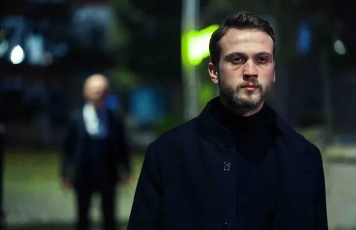 Aras Bulut İynemli’den veda pozu Aras Bulut İynemli’den veda pozu