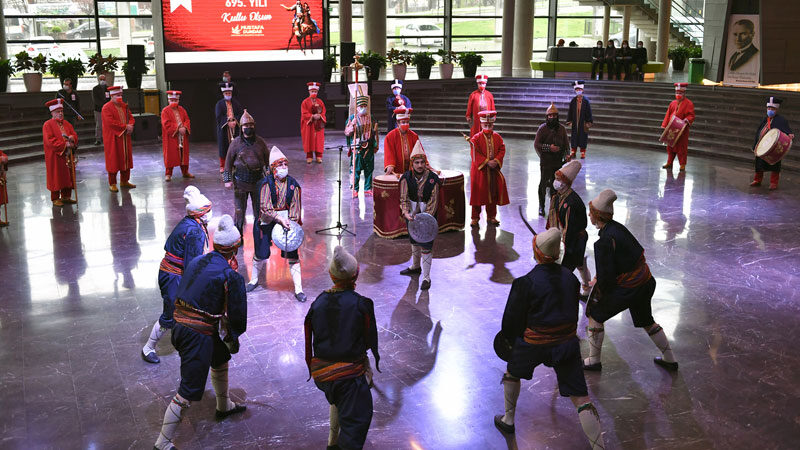 Osmangazi Belediyesi’nin geleneksel hale getirdiği, 7’den 77’ye büyük coşkuyla kutlanan