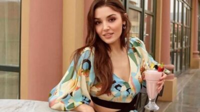 Hande Erçel ne giyse olay oluyor! Pahalı seçimler…