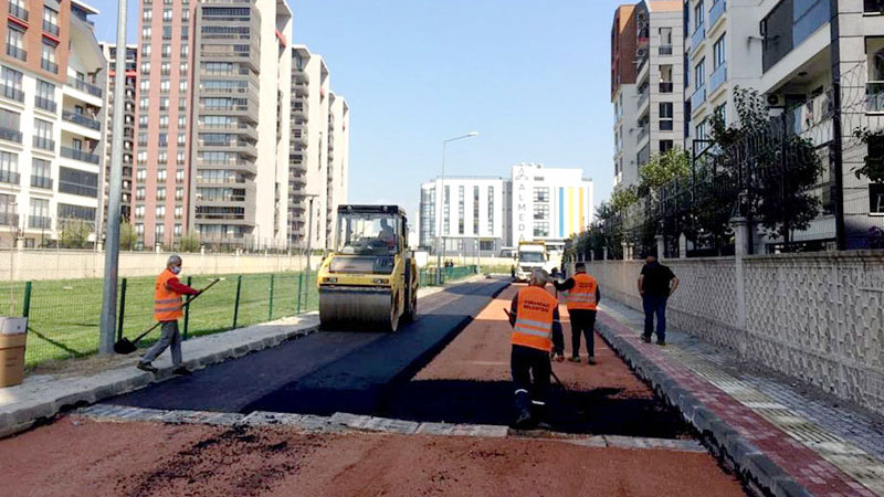 Osmangazi’de asfalt mesaisi sürüyor