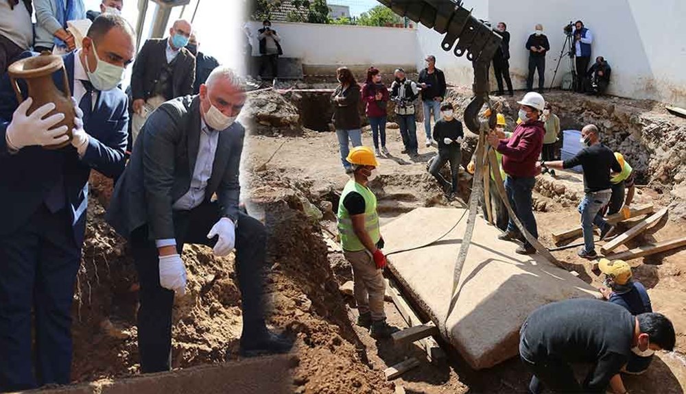2400 yıllık lahitin kapağını Bakan Ersoy açtı