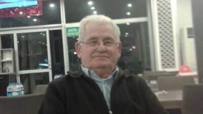 Evinde elleri bantla bağlanıp bıçaklanarak öldürüldü