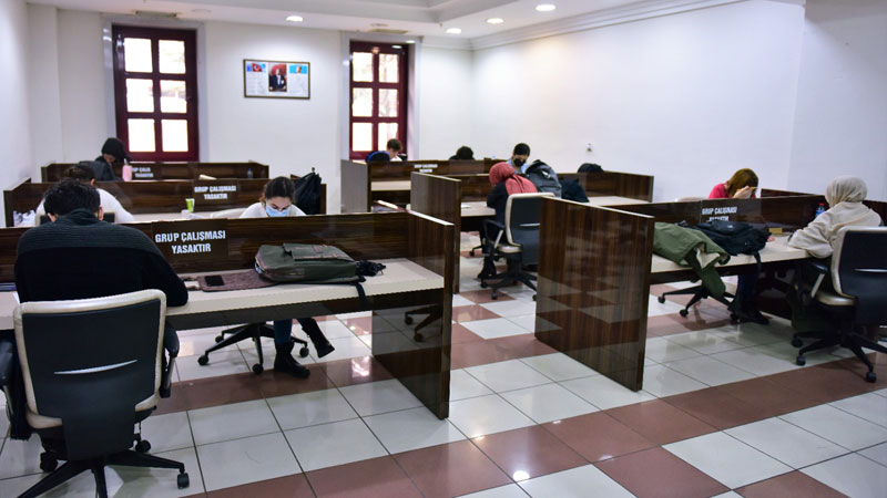 Yıldırım okuma salonları ile donatılıyor