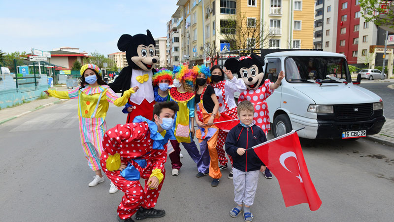 Yıldırım’da 23 Nisan coşkusu evlere taşındı