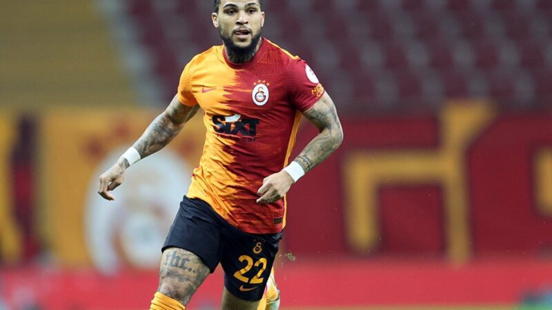 Galatasaray'da Fatih Karagümrük maçında sakatalanan DeAndre Yedlin'in sağ ayak bileği