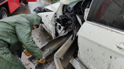 Bursa’da yağış beraberinde kaza getirdi